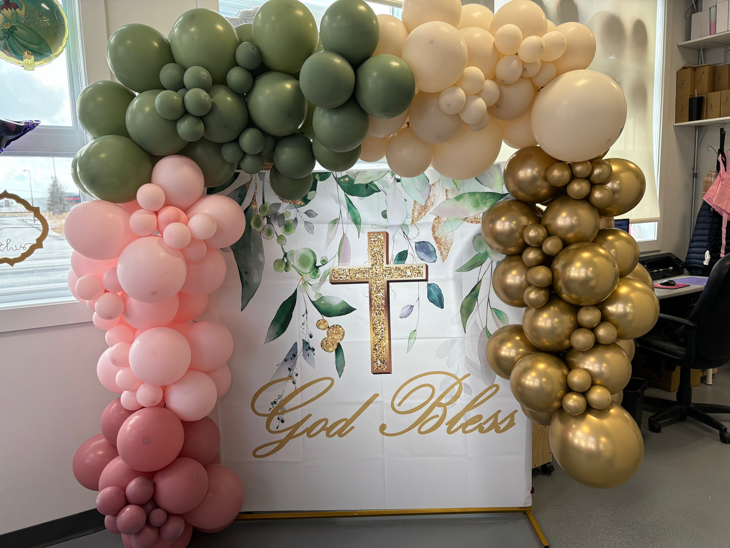 Square balloon backdrop