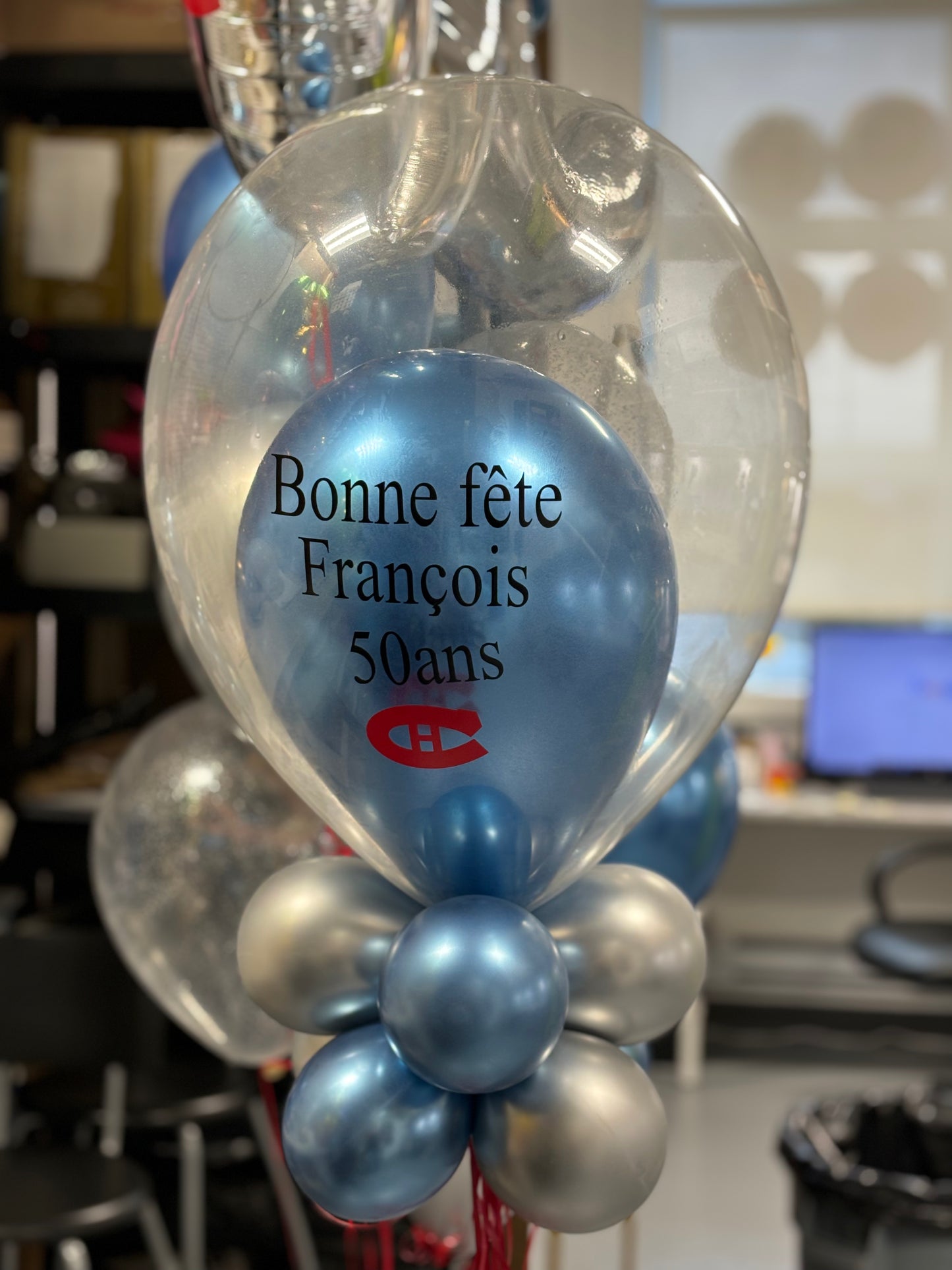 Clear Balloon table display