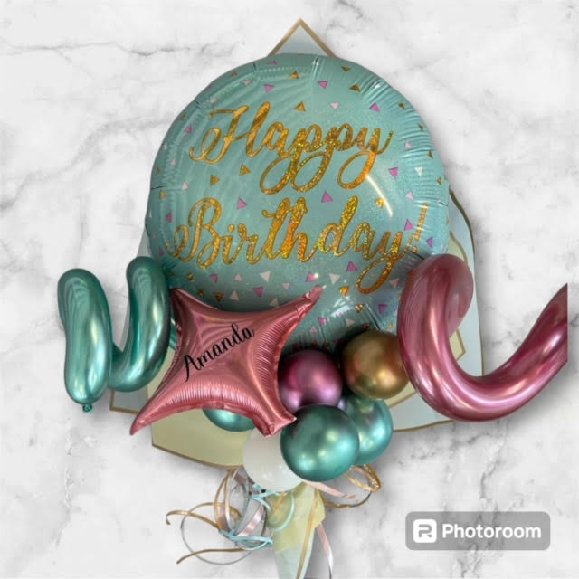 Bouquet de ballons d'anniversaire à main