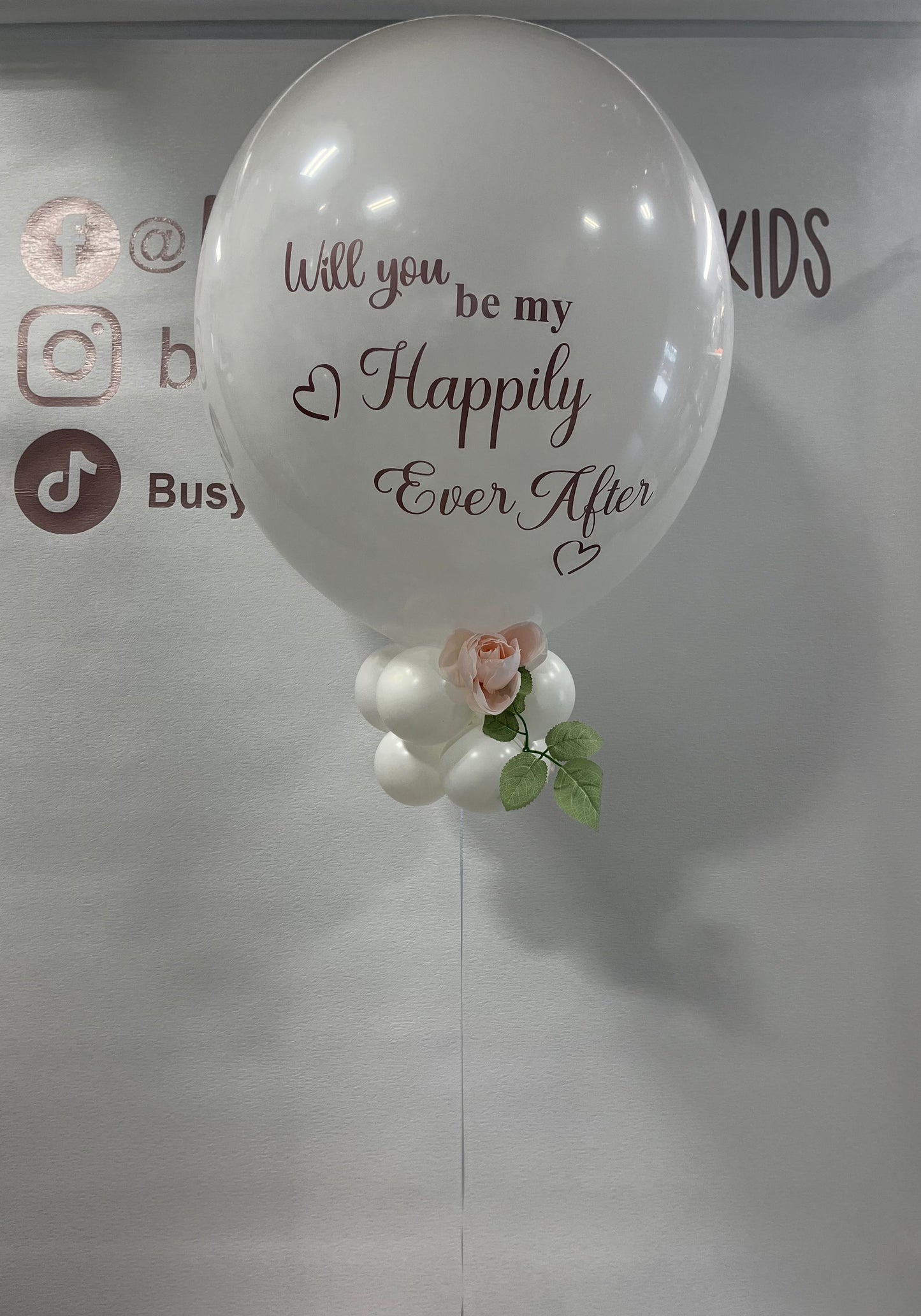 Oversized Bridal Balloon Bouquet