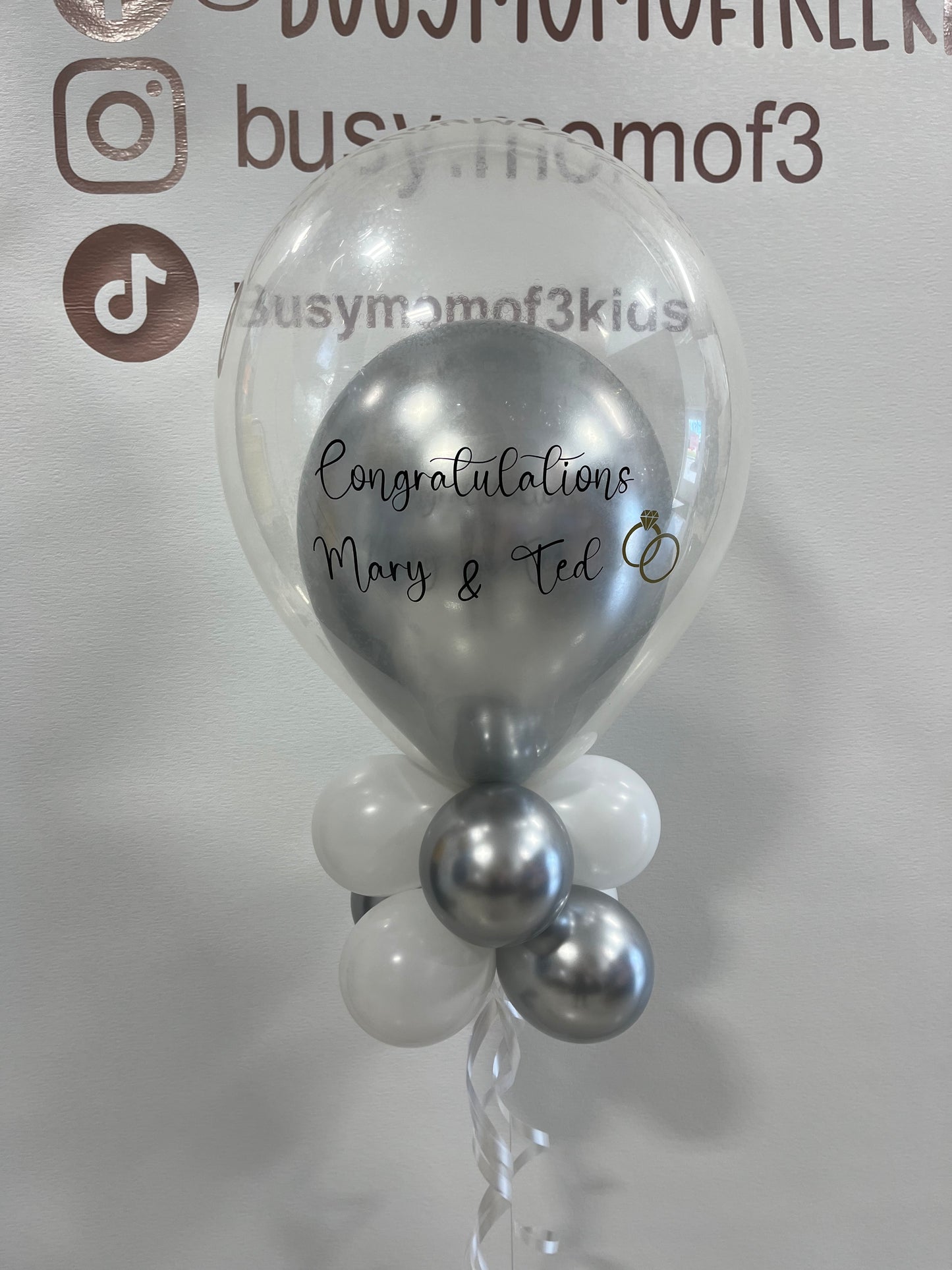 Clear Balloon table display