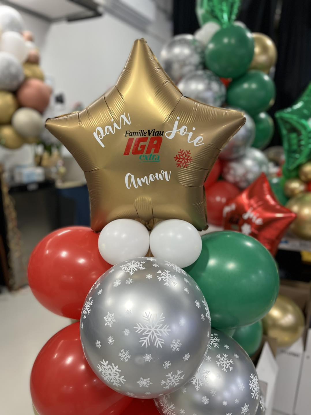 Tour de ballons de Noël