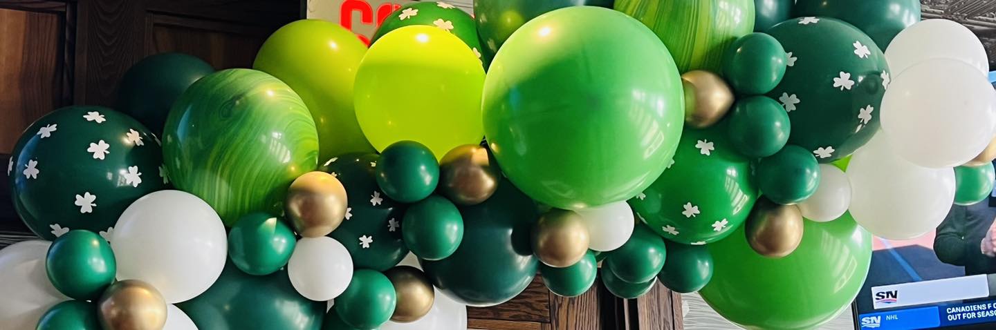 Saint-Patrick's Day Organic Balloon Garland