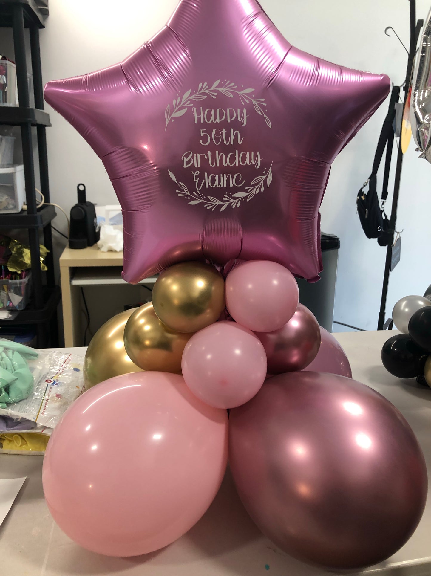 Pièce maîtresse de ballon de fête personnalisée