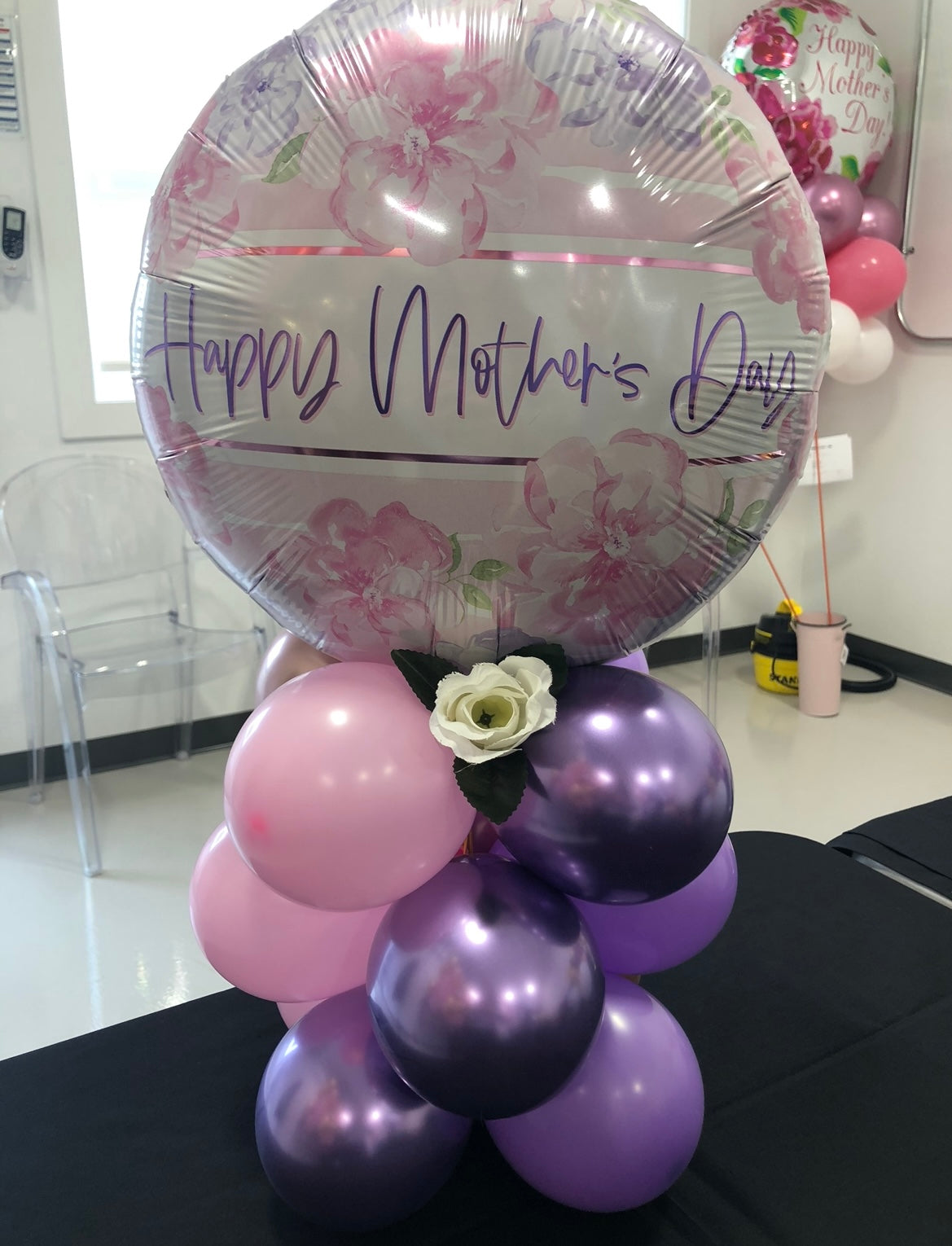 Mother’s Day Balloon Table Centerpiece