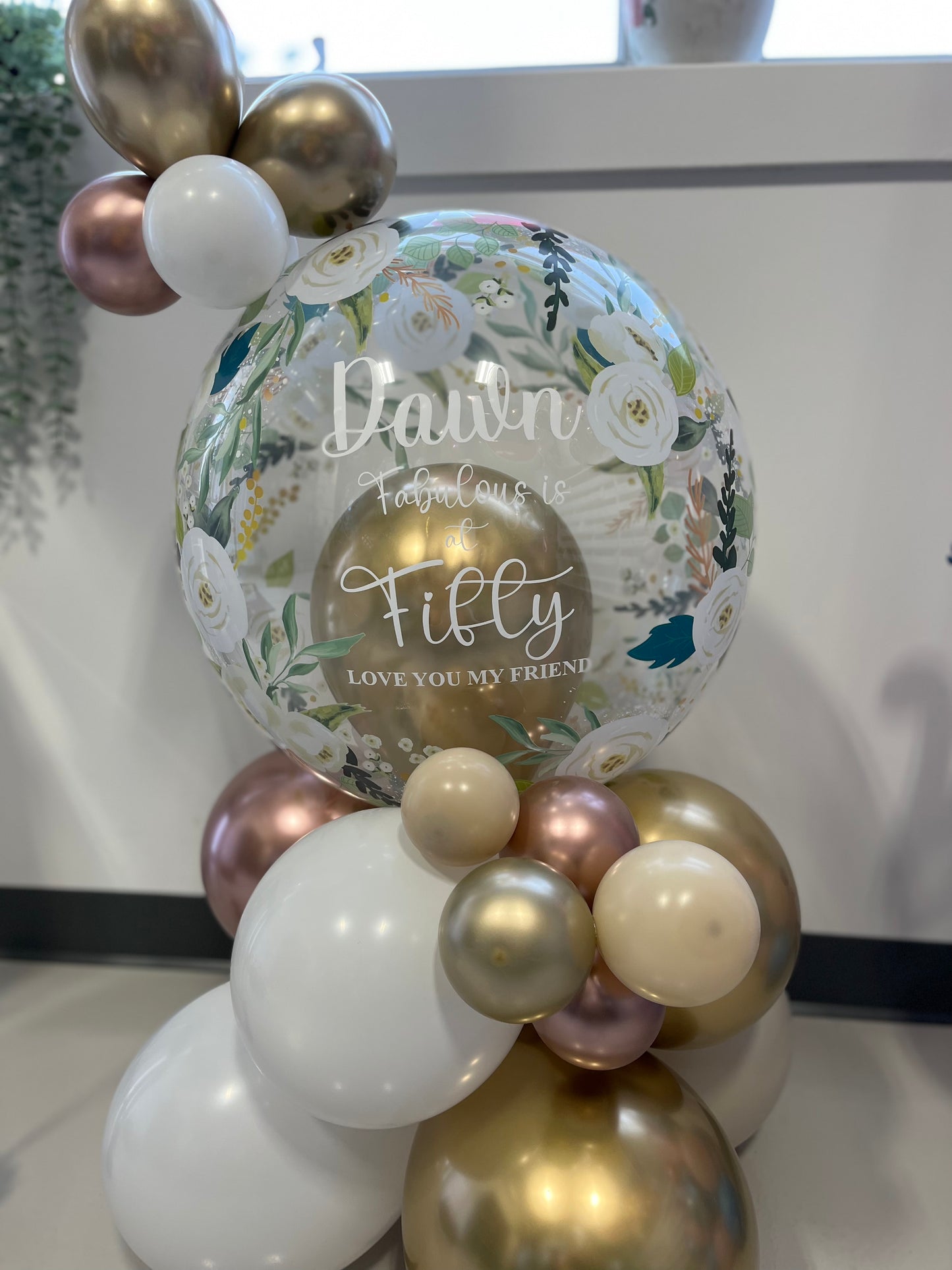 Personalized Bubble Organic Table Centrepiece