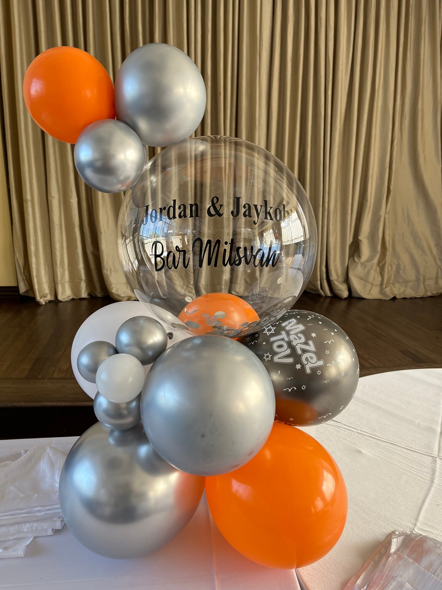 Personalized Bubble Organic Table Centrepiece